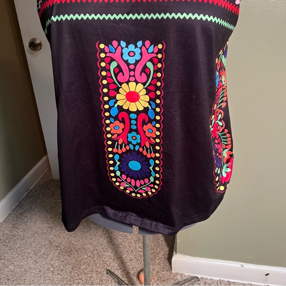 Tank Top Black Scoop Neck Mexican Floral 2XL - Picture 4 of 9